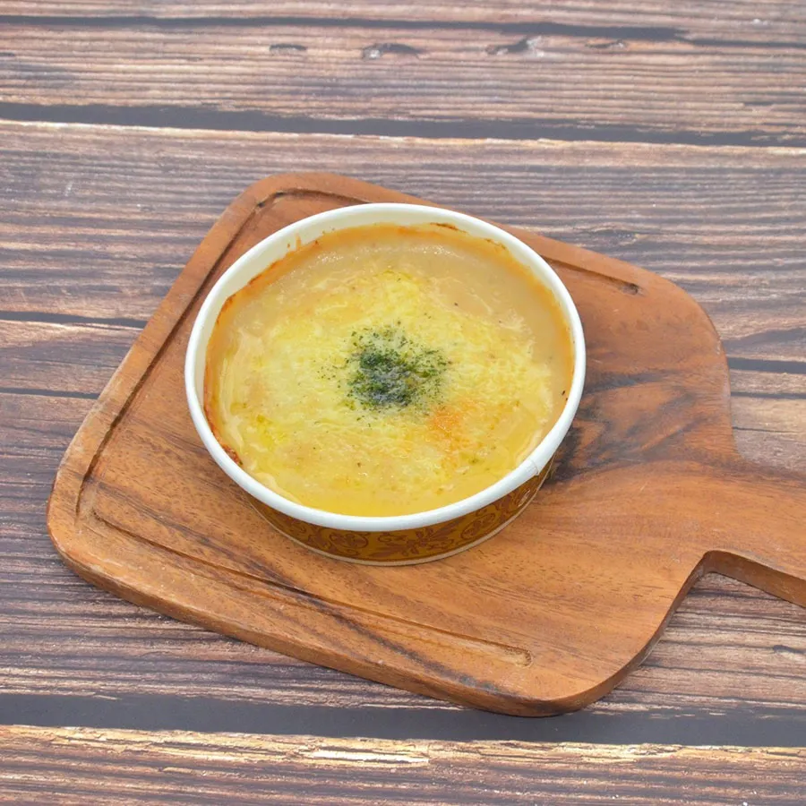 チーズリゾット<br>チーズのコクと、クリーミィ―な味わい。旨味がぎゅっと詰まった濃厚リゾット<br>760円（税込）