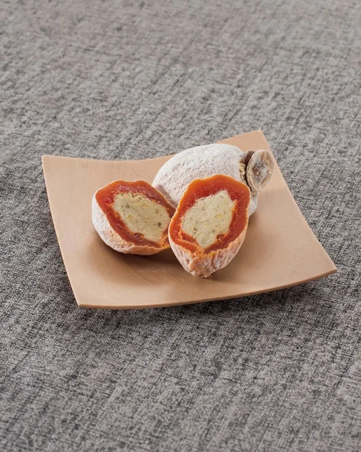 柿の日に、銀の森の柿の和菓子を。