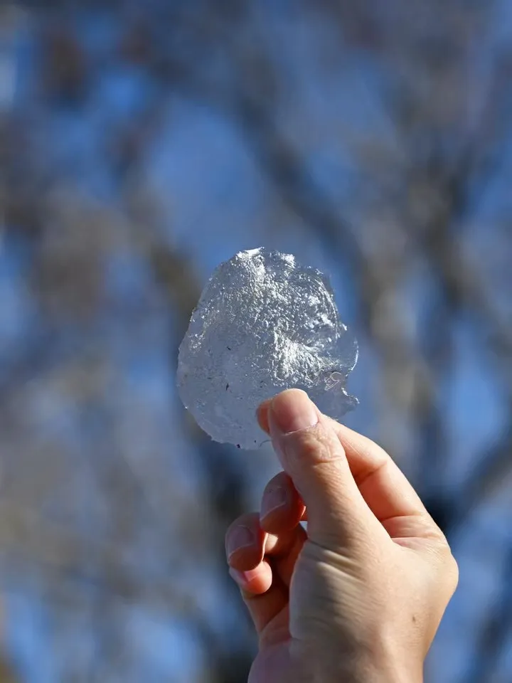 ＼ポテトチップスが…透けてる！？／